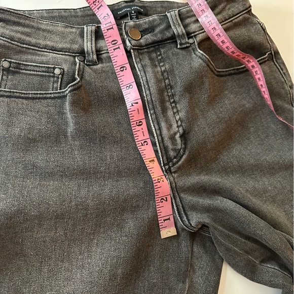 Donna Wash Black Cotton Blend High Rise Hidden Stretch Straight Leg Jeans Size 4 - Picture 11 of 14